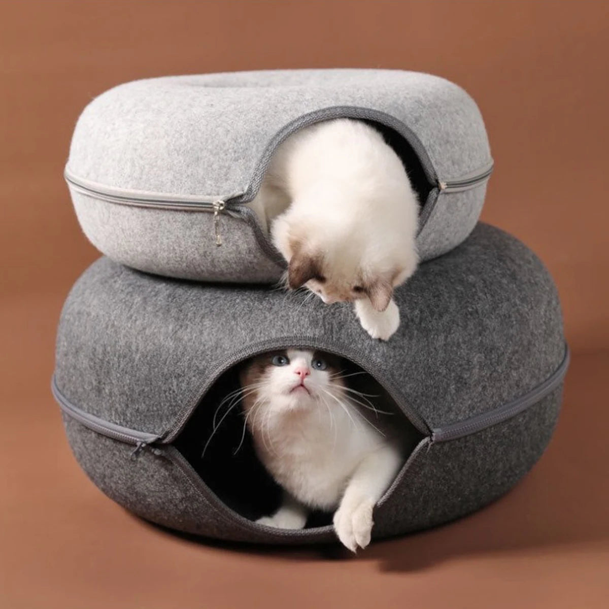 Nik's Felt Donut Cat Bed – 2-in-1 Tunnel & Hideaway, Zipper Design